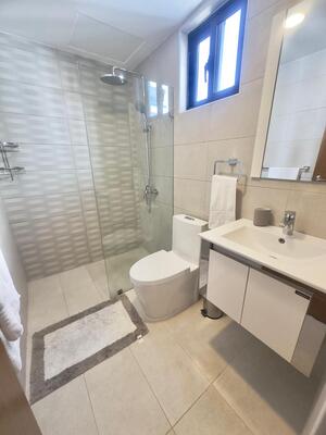 Apartamento en Ensanche Naco, Santo Domingo D.N. con 1 habitación, 1 baño, 1 parqueo de 65 mts² - Imagen 5
