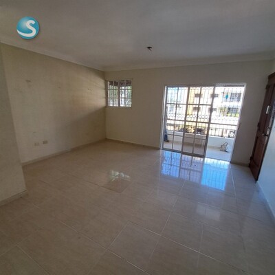 Apartamento en El Millón, Santo Domingo D.N. con 3 habitaciones, 2 baños, 2 parqueos en 2do nivel con mantenimiento incluido - Imagen 4