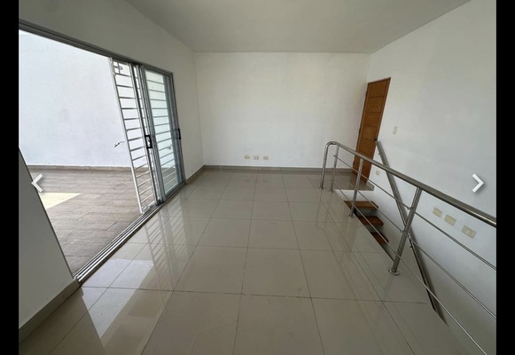 Apartamento en Av. Independencia, Santo Domingo D.N. con 2 habitaciones, 2 baños, 1 parqueo en 4to nivel de 169 mts² con mantenimiento incluido - Imagen 2