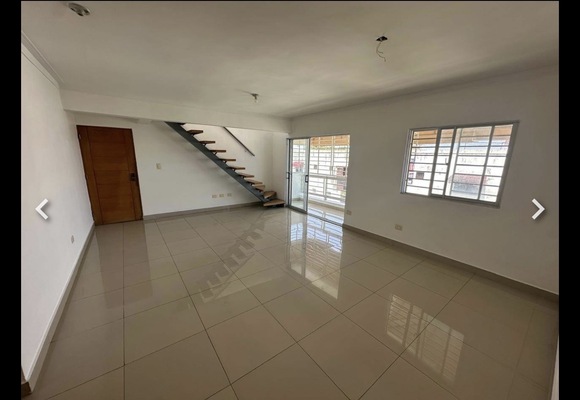 Apartamento en Av. Independencia, Santo Domingo D.N. con 2 habitaciones, 2 baños, 1 parqueo en 4to nivel de 169 mts² con mantenimiento incluido - Imagen 3
