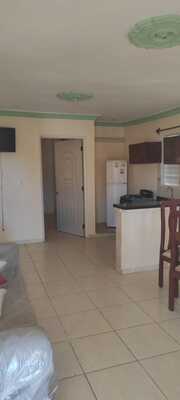 Edificio en Boca Chica Centro, Boca Chica de 3 niveles - Imagen 5
