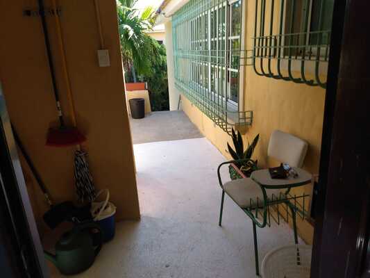 Apartamento en Bella Vista, Santo Domingo D.N. con 2 habitaciones, 1 baño, 1 parqueo en 2do nivel con mantenimiento incluido - Imagen 3