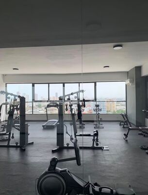 Apartamento en Bella Vista, Santo Domingo D.N. con 2 habitaciones, 2 baños, 2 parqueos de 118 mts² con mantenimiento incluido - Imagen 7