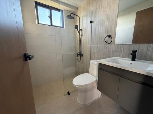 Apartamento en Alma Rosa I, Santo Domingo Este con 2 habitaciones, 1 parqueo con mantenimiento incluido - Imagen 3