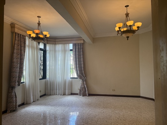 Casa en Altos De Arroyo Hondo II, Santo Domingo D.N. con 4 habitaciones, 4 baños, 4 parqueos de 2 niveles - Imagen 6