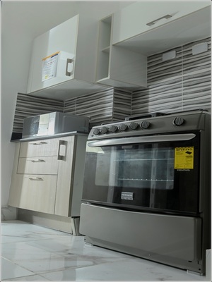Apartamento en Zona Universitaria, Santo Domingo D.N. con 2 habitaciones, 2 baños, 1 parqueo en 2do nivel de 110 mts² con mantenimiento incluido - Imagen 6