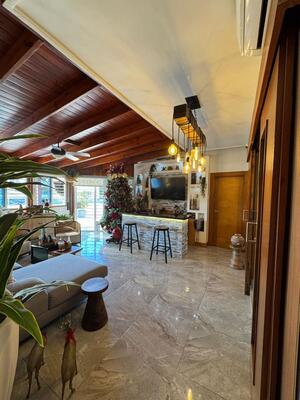 Apartamento en Alma Rosa II, Santo Domingo Este con 3 habitaciones, 3 baños, 2 parqueos de 268 mts² - Imagen 2