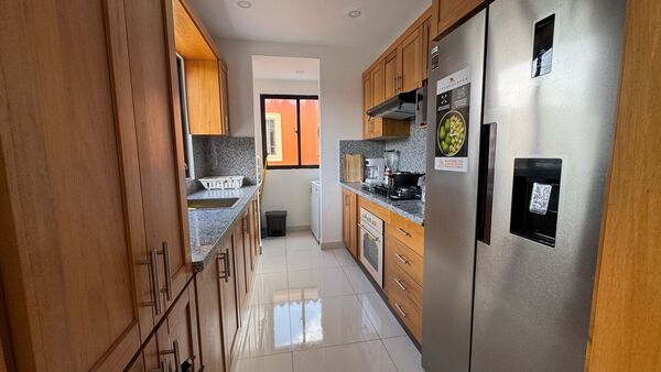 Apartamento en Brisa Oriental, Santo Domingo Este con 3 habitaciones con mantenimiento incluido - Imagen 2