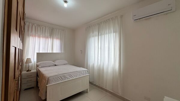 Apartamento en Brisa Oriental, Santo Domingo Este con 3 habitaciones con mantenimiento incluido - Imagen 7