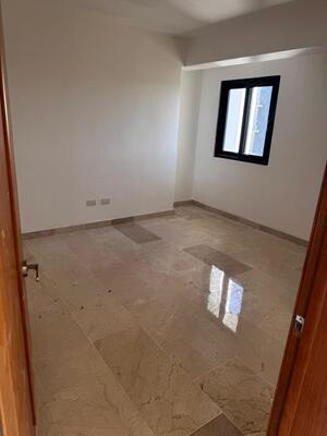 Apartamento en La Esperilla, Santo Domingo D.N. con 1 habitación, 1 baño, 1 parqueo en 7mo nivel de 65 mts² con mantenimiento incluido - Imagen 5