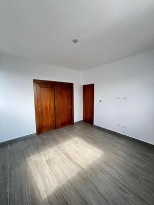 Apartamento en Don Pedro, Santiago con 3 habitaciones, 2 baños, 1 parqueo en 1er nivel de 100 mts² - Imagen 6