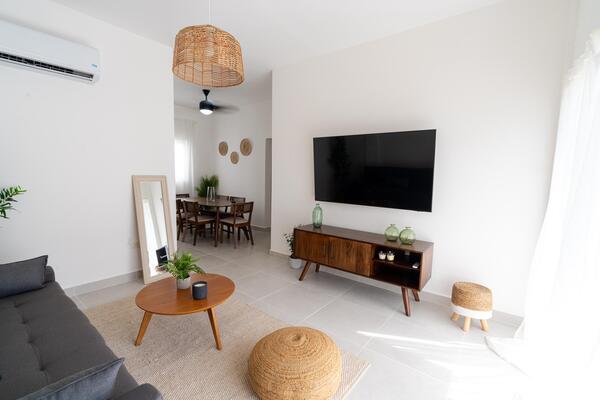 Apartamento en Abra Grande, Las Terrenas con 2 habitaciones, 2 baños, 1 parqueo en 2do nivel de 82 mts² con mantenimiento incluido - Imagen 4