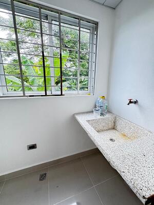 Apartamento en Urbanización La Caperuza II, San Francisco De Macorís con 3 habitaciones, 2 baños, 2 parqueos en 2do nivel con mantenimiento incluido - Imagen 5