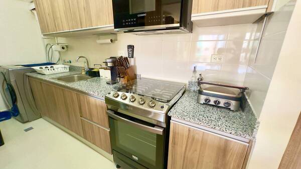 Apartamento en Epic Residences, Bávaro con 2 habitaciones, 2 baños, 1 parqueo en 4to nivel de 84 mts² con mantenimiento incluido - Imagen 5