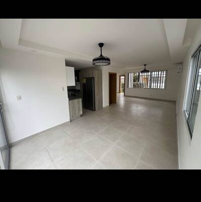 Villa en Punta Cana, Punta Cana con 3 habitaciones, 2 baños de 2 niveles - Imagen 3