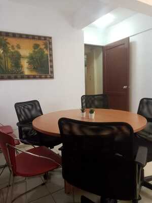Oficina en Los Prados, Santo Domingo D.N. con 1 baño en 2do nivel de 20 mts² - Imagen 7