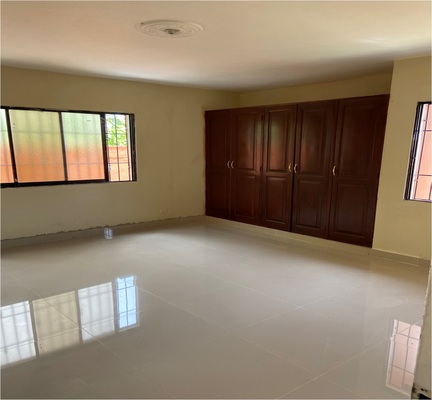 Casa en Buena Vista Ll, Santo Domingo Norte con 7 habitaciones, 3 baños, 4 parqueos de 297 mts² - Imagen 3