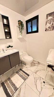 Apartamento en Verón, Veron con 2 habitaciones, 1 baño, 1 parqueo en 3er nivel con mantenimiento incluido - Imagen 3