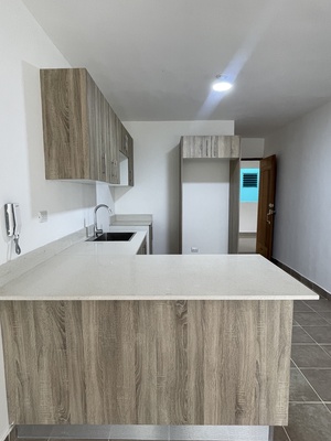 Apartamento en Pueblo Bávaro, Bávaro con 2 habitaciones, 2 baños, 1 parqueo con mantenimiento incluido - Imagen 2