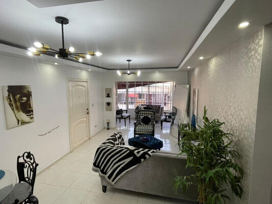 Penthouse en Parque Mirador Norte, Santo Domingo Norte con 4 habitaciones, 3 baños, 2 parqueos de 220 mts² - Imagen 5
