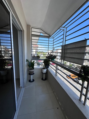 Apartamento en Altos De Arroyo Hondo, Santo Domingo D.N. con 3 habitaciones, 2 baños, 2 parqueos en 4to nivel - Imagen 3