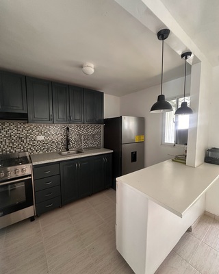 Casa en Colinas Del Arroyo, Santo Domingo Norte con 3 habitaciones, 2 baños, 2 parqueos con mantenimiento incluido - Imagen 5