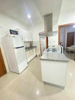 Apartamento en Evaristo Morales, Santo Domingo D.N. con 1 habitación, 1 baño, 1 parqueo en 3er nivel de 75 mts² con mantenimiento incluido - Imagen 7