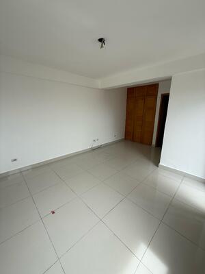 Apartamento en El Millón, Santo Domingo D.N. con 4 habitaciones, 3 baños, 2 parqueos en 6to nivel de 236 mts² con mantenimiento incluido - Imagen 7