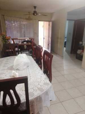 Casa en Pantoja, Santo Domingo Oeste con 3 habitaciones, 2 baños, 2 parqueos de 1 nivel - Imagen 3