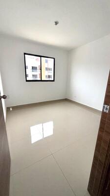 Apartamento en Autopista San Isidro, Santo Domingo Este con 3 habitaciones, 2 baños, 1 parqueo de 95 mts² con mantenimiento incluido - Imagen 6