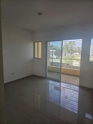 Apartamento en Hato Mayor, Santiago con 3 habitaciones, 3 baños, 1 parqueo en 2do nivel de 125 mts² con mantenimiento incluido - Imagen 3