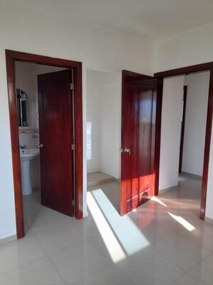Apartamento en Hato Mayor, Santiago con 3 habitaciones, 3 baños, 1 parqueo en 2do nivel de 125 mts² con mantenimiento incluido - Imagen 7