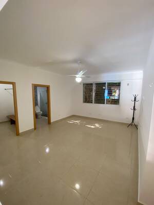 Apartamento en Don Honorio, Santo Domingo D.N. con 3 habitaciones, 3 baños, 2 parqueos en 4to nivel de 200 mts² - Imagen 6