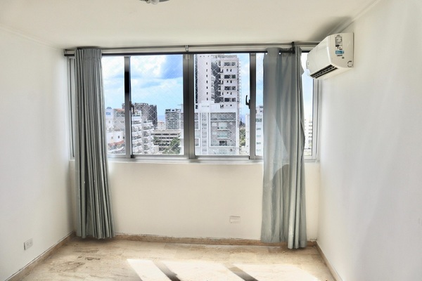Apartamento en La Julia, Santo Domingo D.N. con 3 habitaciones, 2 baños, 3 parqueos en 10mo nivel de 170 mts² - Imagen 7