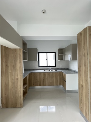 Apartamento en Colinas Del Seminario, Santo Domingo D.N. con 2 habitaciones, 2 baños, 2 parqueos de 122 mts² con mantenimiento incluido - Imagen 4