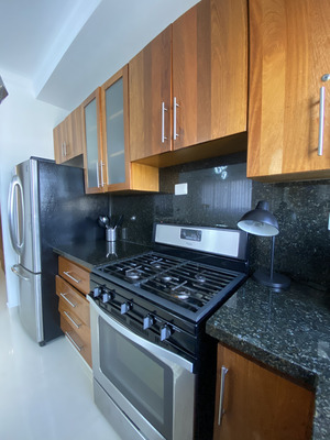 Apartamento en Piantini, Santo Domingo D.N. con 1 habitación, 1 baño, 1 parqueo - Imagen 3