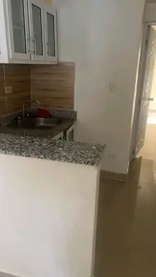 Apartamento en Don Honorio, Santo Domingo D.N. con 1 habitación, 2 baños en 5to nivel de 95 mts² con mantenimiento incluido - Imagen 4