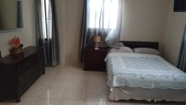 Casa en Jardines Del Este, Santiago con 2 habitaciones, 2 baños, 1 parqueo con mantenimiento incluido - Imagen 4
