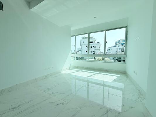Apartamento en Mirador Norte, Santo Domingo D.N. con 4 habitaciones, 3 baños en 5to nivel de 304 mts² - Imagen 3