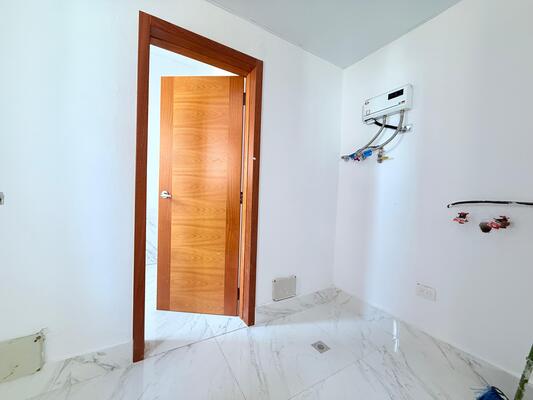Apartamento en Mirador Norte, Santo Domingo D.N. con 4 habitaciones, 3 baños en 5to nivel de 304 mts² - Imagen 5
