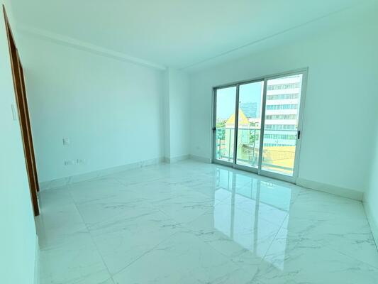 Apartamento en Mirador Norte, Santo Domingo D.N. con 4 habitaciones, 3 baños en 5to nivel de 304 mts² - Imagen 6