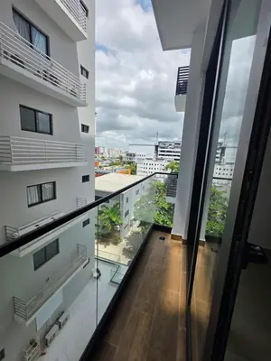 Apartamento en Evaristo Morales, Santo Domingo D.N. con 2 habitaciones, 2 baños, 1 parqueo en 5to nivel de 69 mts² con mantenimiento incluido - Imagen 7