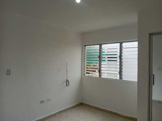 Apartamento en Gazcue, Santo Domingo D.N. con 2 habitaciones, 2 baños, 1 parqueo en 4to nivel con mantenimiento incluido - Imagen 2