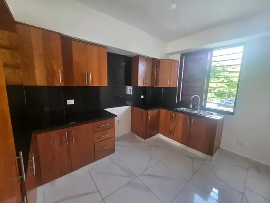 Apartamento en Don Honorio, Santo Domingo D.N. con 3 habitaciones, 3 baños, 2 parqueos en 6to nivel de 150 mts² con mantenimiento incluido - Imagen 6