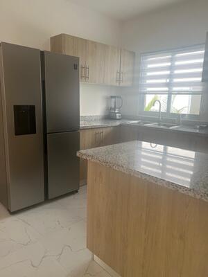 Casa en Punta Cana, Punta Cana con 2 habitaciones, 2 baños, 2 parqueos con mantenimiento incluido - Imagen 7
