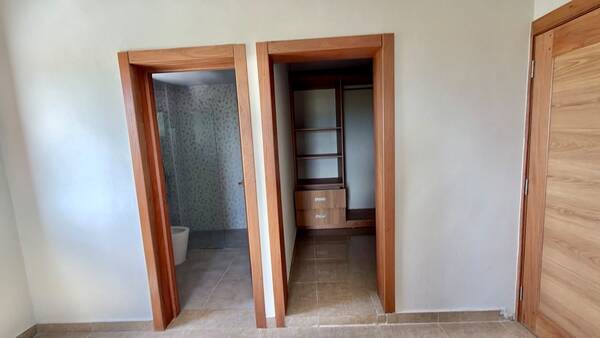 Apartamento en Residencial Luisa Perla, Higüey con 2 habitaciones, 2 baños - Imagen 5