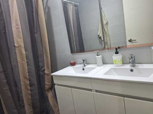 Apartamento en La Esperilla, Santo Domingo D.N. con 2 habitaciones, 2 baños, 1 parqueo en 7mo nivel de 100 mts² - Imagen 2