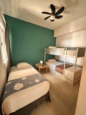 Apartamento en Boca Chica Centro, Boca Chica con 2 habitaciones, 1 baño, 1 parqueo en 5to nivel de 64 mts² con mantenimiento incluido - Imagen 6
