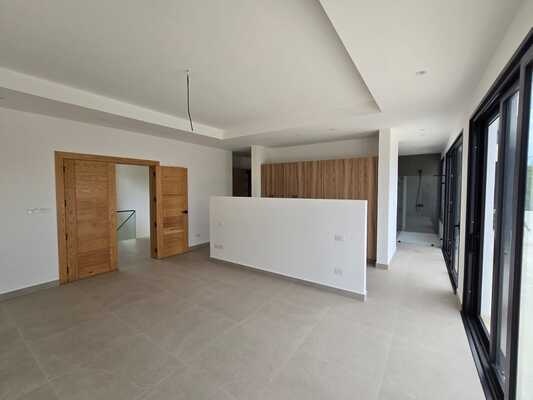 Villa en Bávaro, Punta Cana con 4 habitaciones, 4 baños de 2 niveles de 750 mts² - Imagen 5