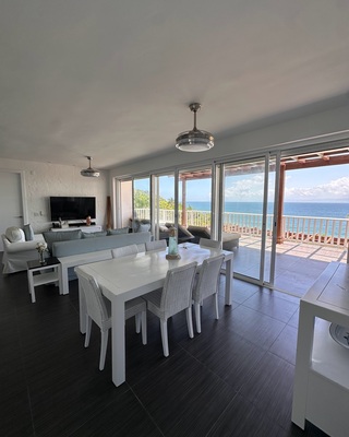 Apartamento en Los Naranjos, Samaná con 2 habitaciones, 2 baños, 1 parqueo en 2do nivel de 123 mts² - Imagen 5